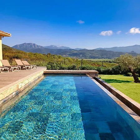 Riposu - Jacuzzi - Piscine - A Pieds Villa *