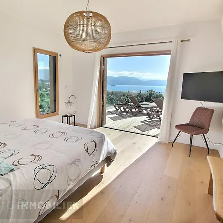 Riposu - Jacuzzi - Piscine - A Pieds